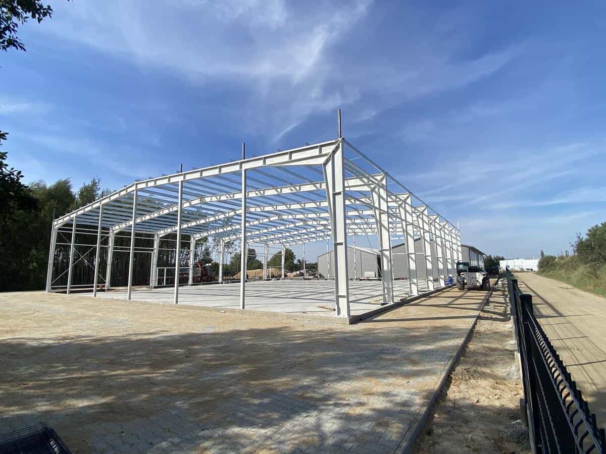 Zbrojenie stóp fundamentowych przed zalaniem betonem