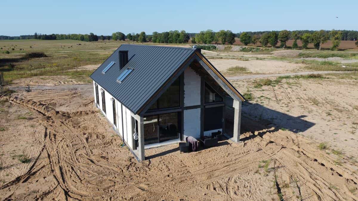 Prace ziemne i przygotowanie terenu pod budowę