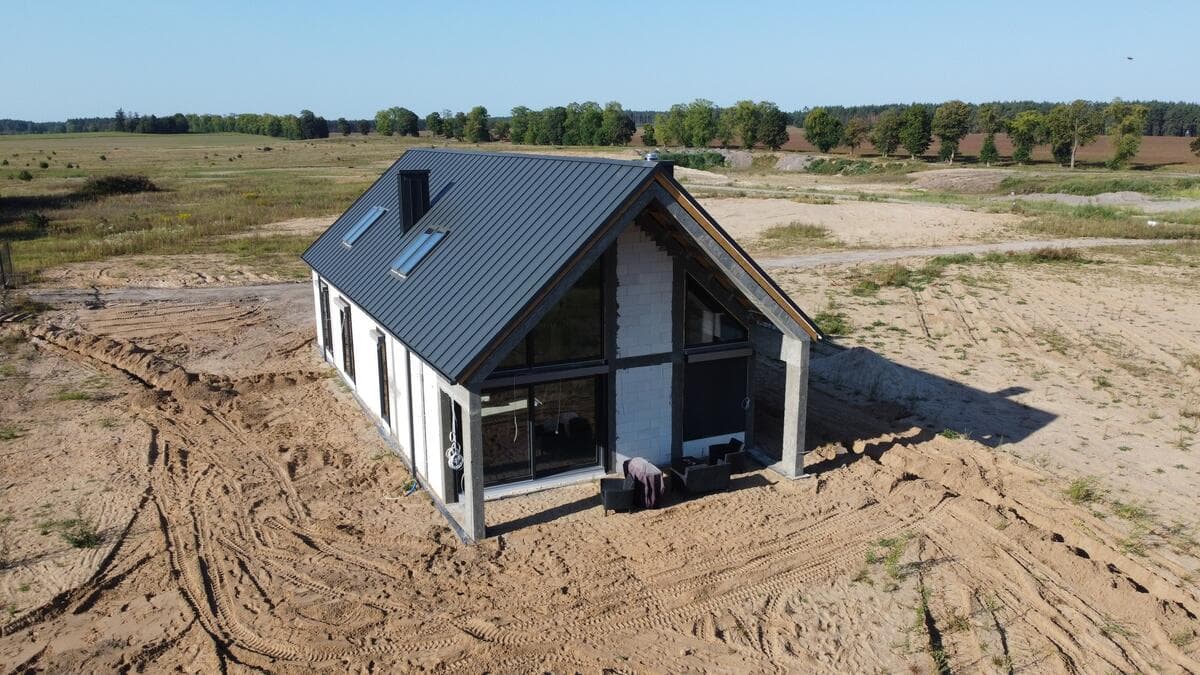 Prace ziemne i przygotowanie terenu pod budowę